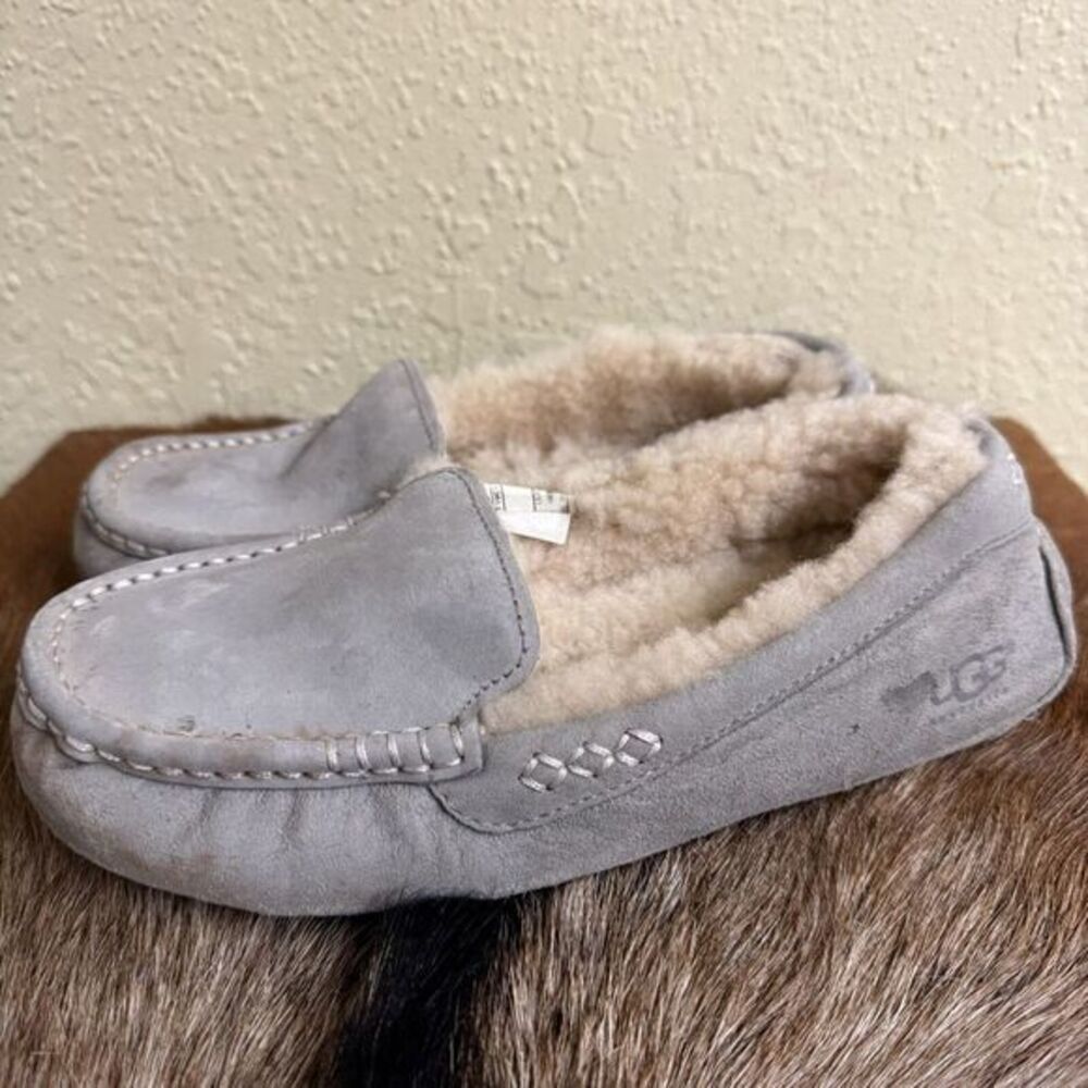 UGG Ansley $100 Moccasin Slippers Loafer Womens 7 Grey‎ Cozy Lounge Suede *READ